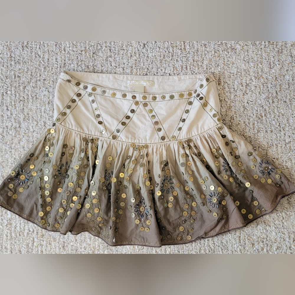 Vintage!! Old Navy tan and brown ombre mini skirt with gold sequins
